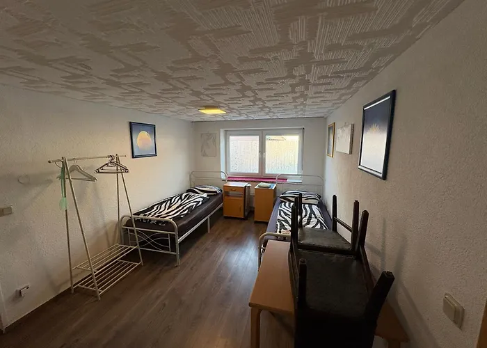 B13 Unten Monteur Bis 6 Personen *