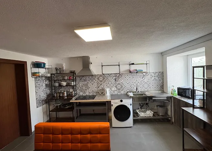 Apartment B13 Unten Monteur Bis 6 Personen